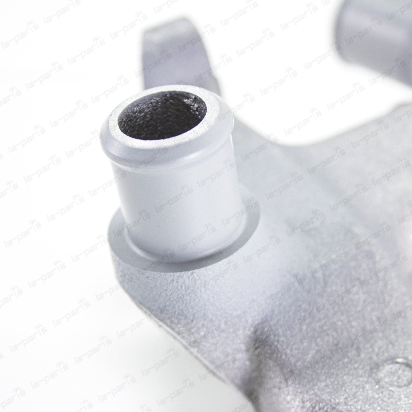 Genuine OEM Toyota Avalon Sienna 3.0l Engine Coolant Outlet Flange 16331-20040