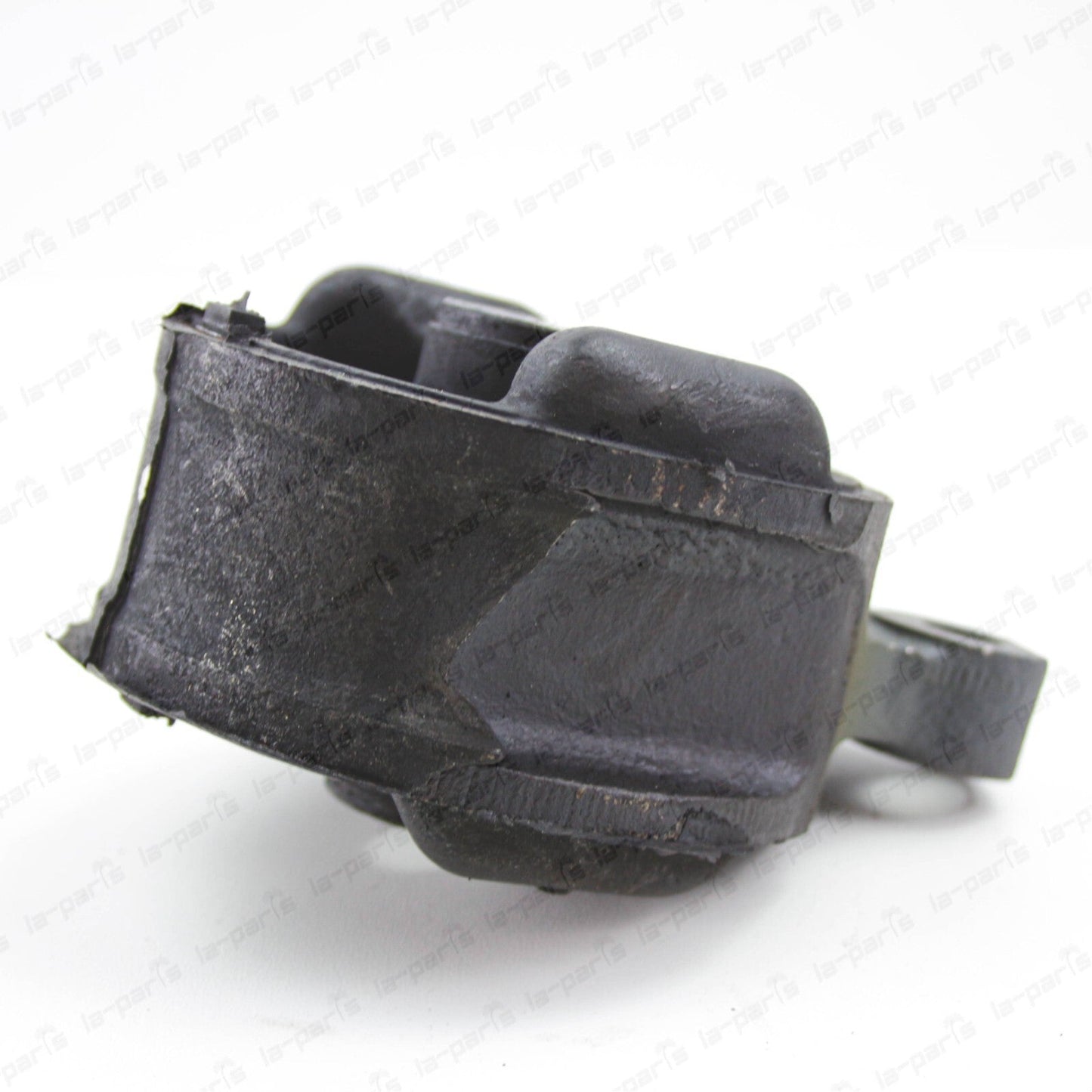 New Genuine OEM Honda Acty HH3 3AT Side Engine Mount 50820-SJ6-N01
