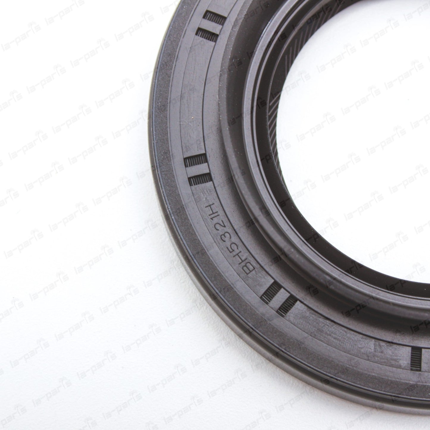 Genuine Toyota 13-24 4Runner FJ Tundra GX460 Right Drive Shaft Seal 90311-47026
