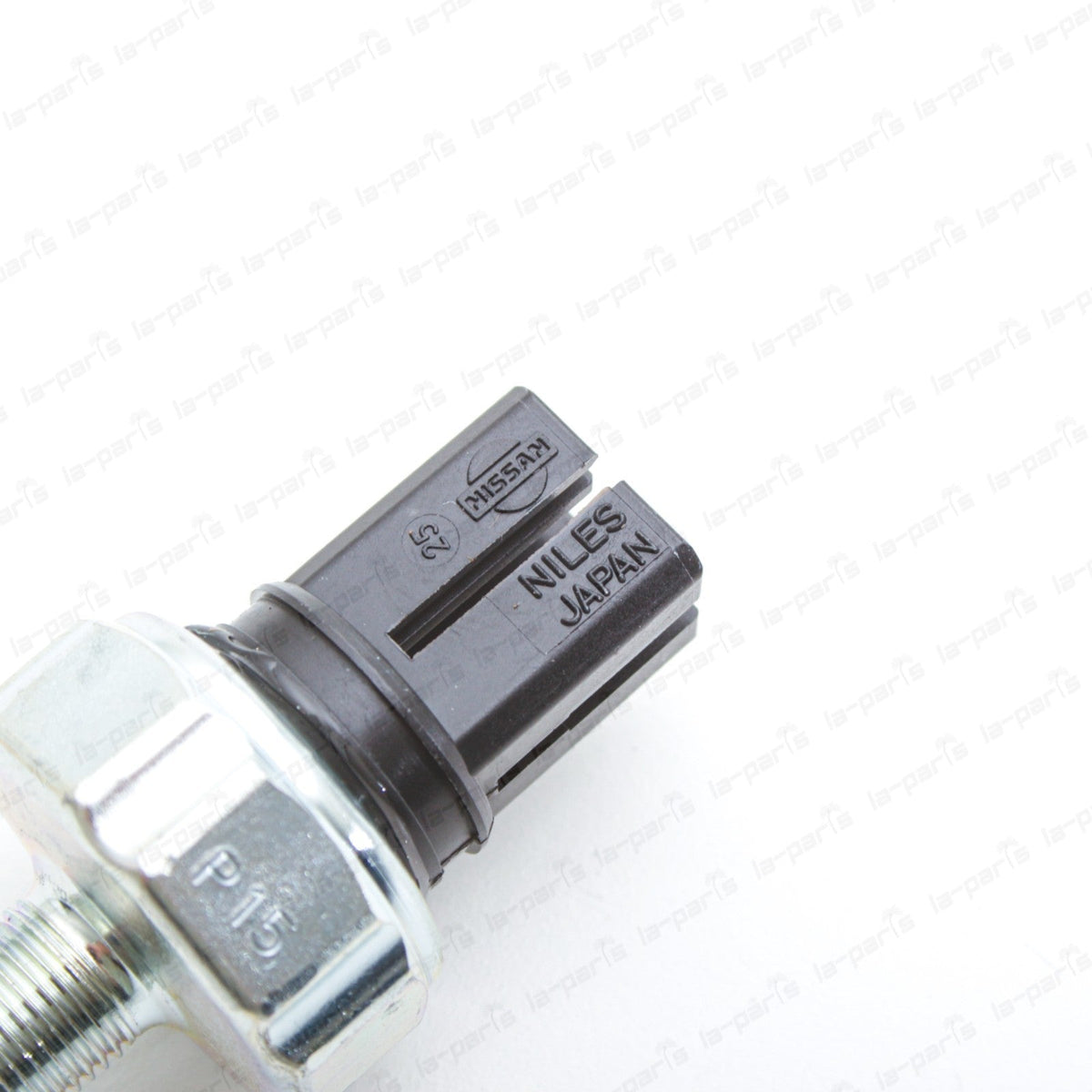 New Genuine OEM Nissan 1984-2021 Engine Oil Pressure Switch 252408996E