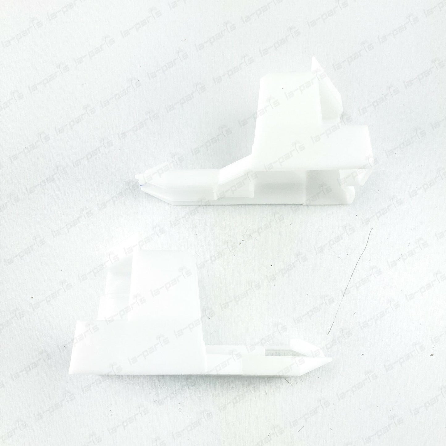 NEW GENUINE MITSUBISHI LANCER FRONT BUMPER RETAINERS SET OF 2 6400A852 6400A851