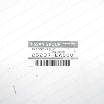 New Genuine Nissan 04-12 Armada Rear Suspension Air Ride Relay With Bracket