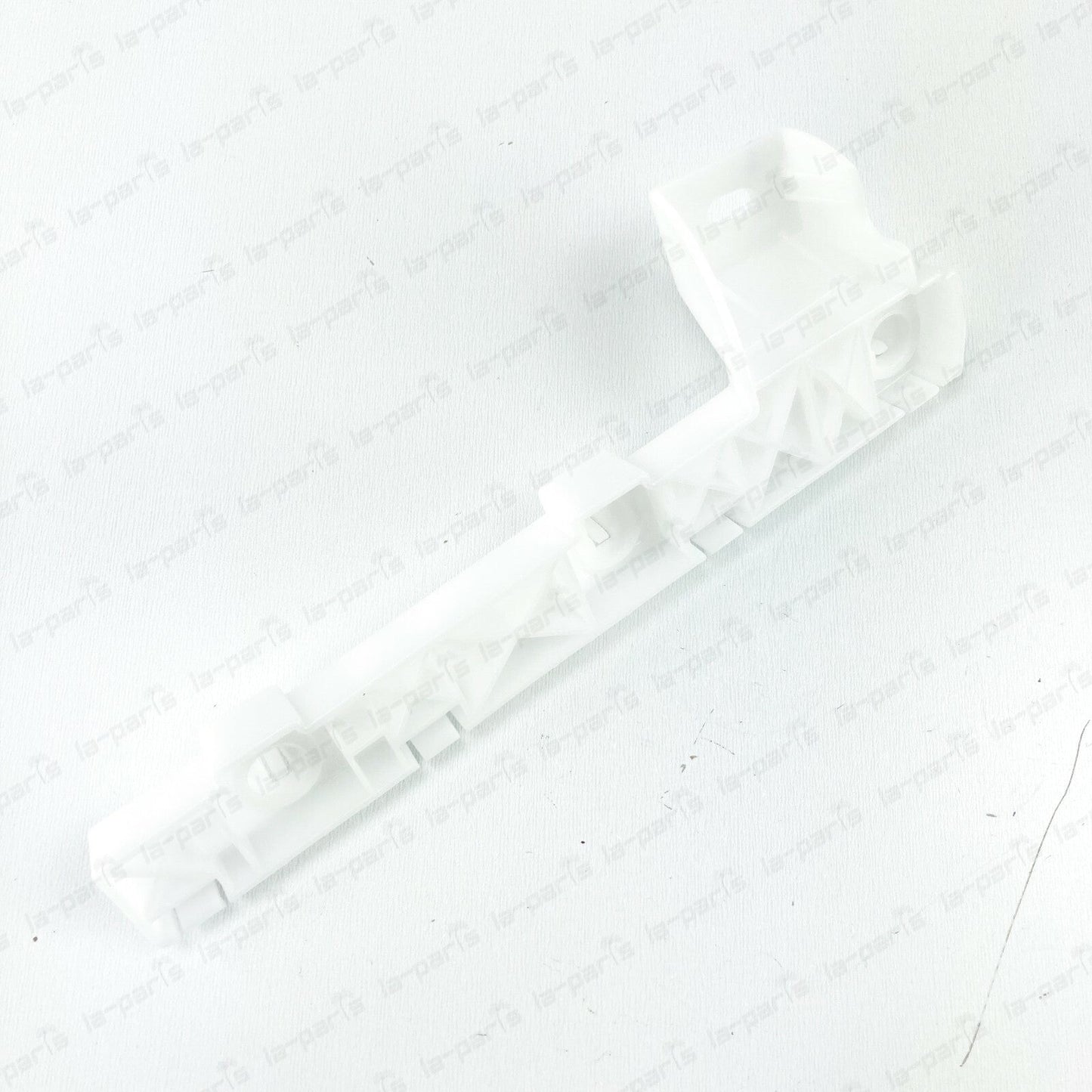 NEW GENUINE MITSUBISHI LANCER LEFT DRIVER SIDE  FRONT BUMPER BRACKET 6400F549