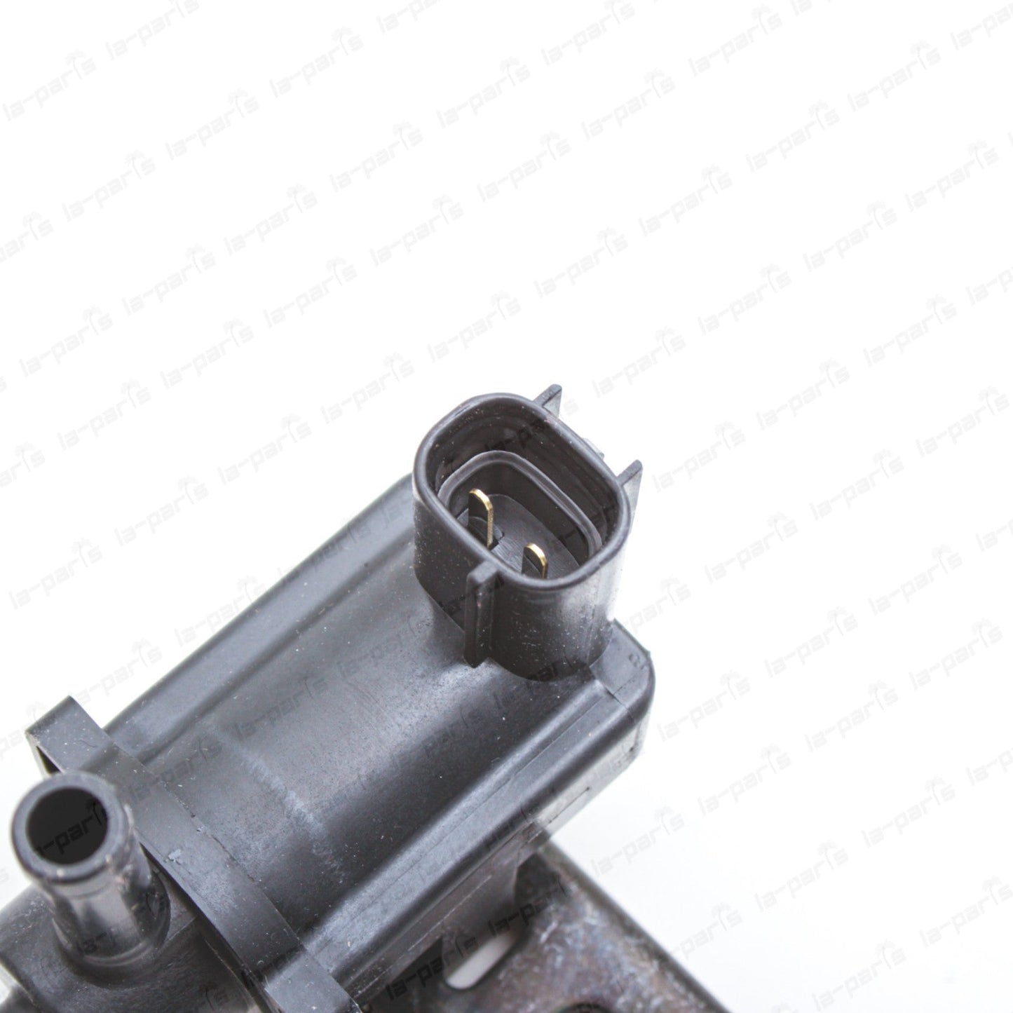 New Genuine OEM Toyota 04-09 Prius Vacuum Switching Valve 25860-21060