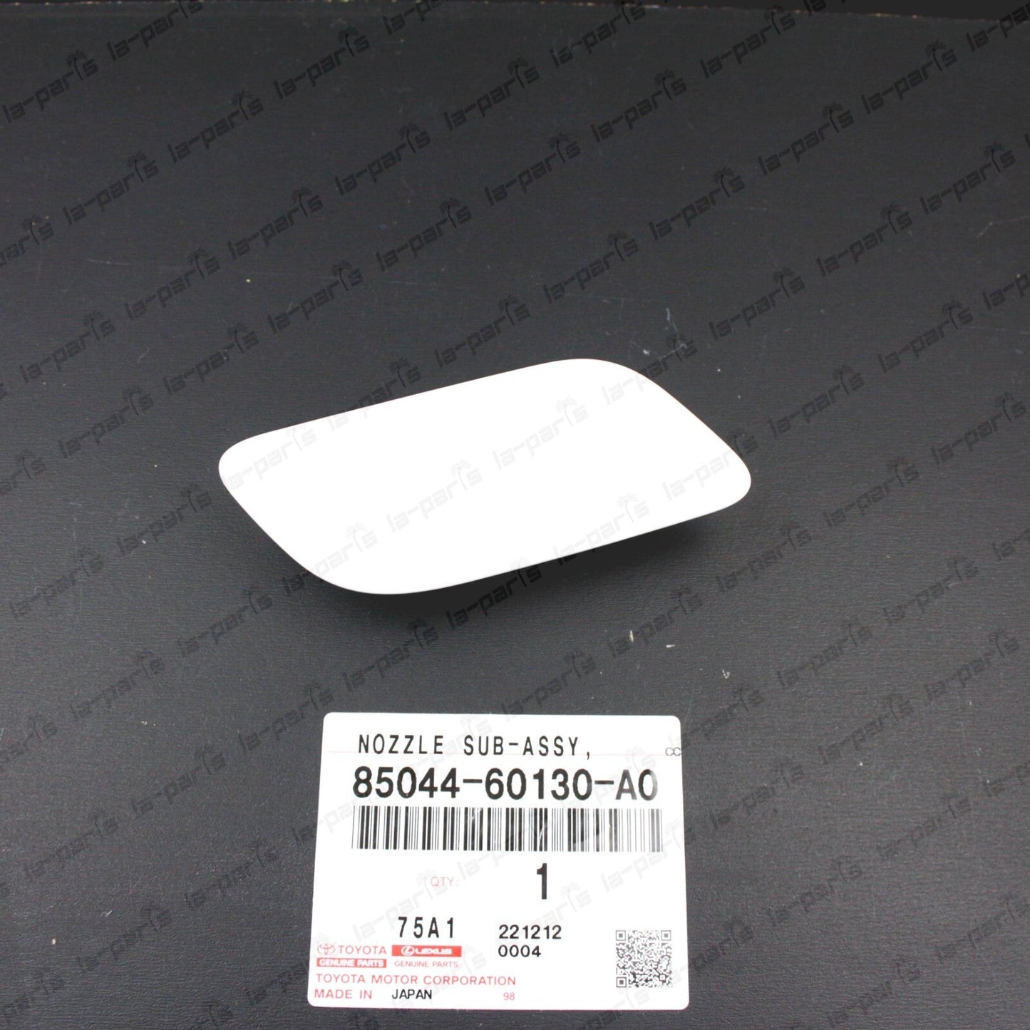 New Genuine Lexus 08-13 LX570 White Passenger side Headlamp Washer Nozzle Cap