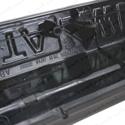NEW GENUINE TOYOTA LAND CRUISER 70 LICENSE PLATE LAMP COVER 4WD 81276-90K02