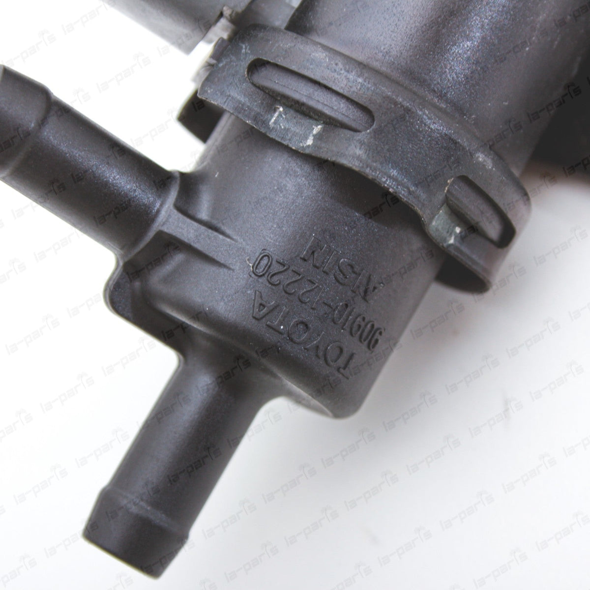 Genuine OEM Toyota 00-05 Celica GS300 IS300 Vacuum Switching Valve 90910-12220