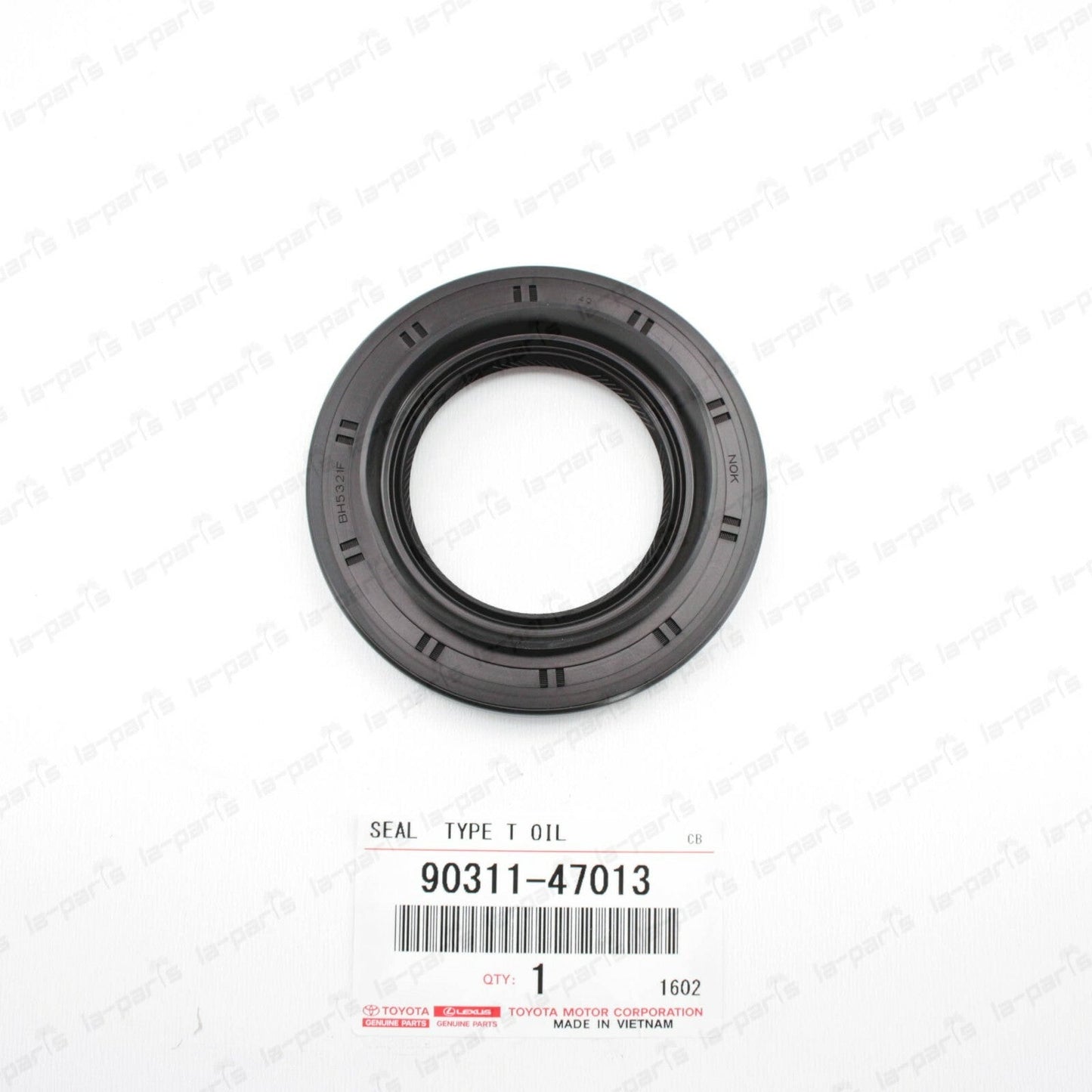 New Genuine Toyota  Type-T Axle Shaft Oil Seal 90311-47013