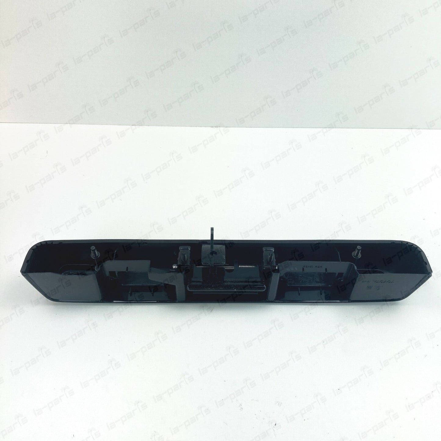 NEW GENUINE TOYOTA LAND CRUISER 80 LICENSE PLATE LAMP COVER 81276-60130
