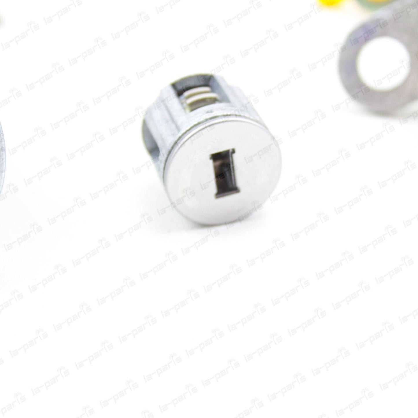 New Genuine Toyota 2005-2011 HILUX Lock Cylinder Set 69005-0K340