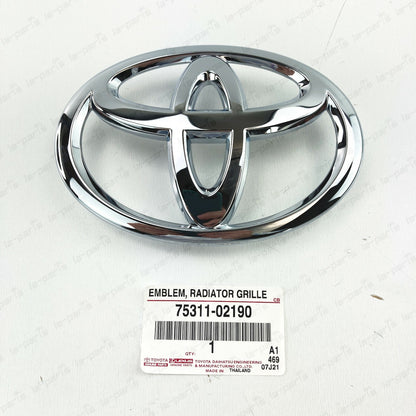 GENUINE TOYOTA 13-19 YARIS NSP15 NCP15 RADIATOR GRILLE  EMBLEM 75311-02190