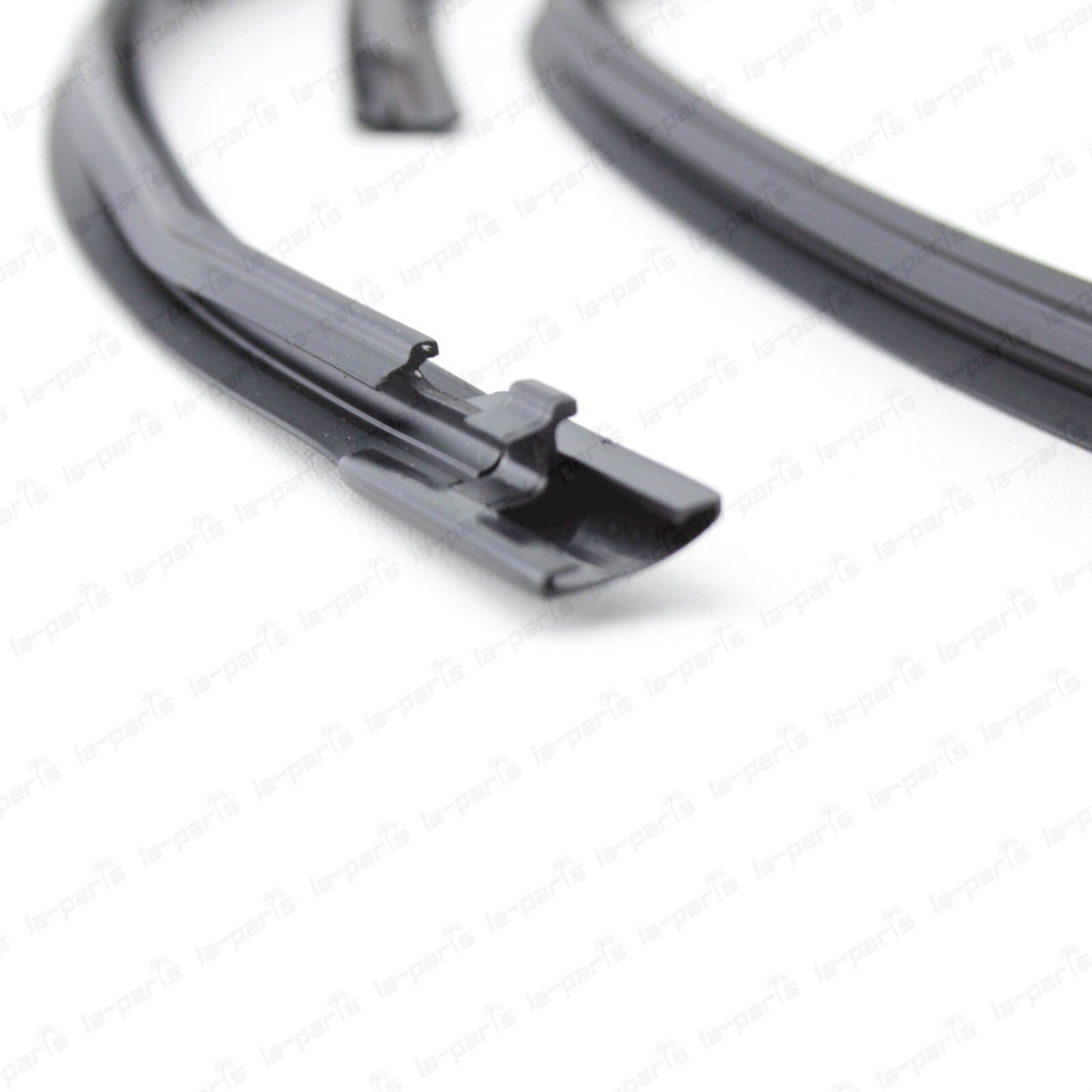 NEW GENUINE MAZDA 1990-2005 MIATA REAR WINDOW GLASS HARDTOP MOLDING NAY1-63-930