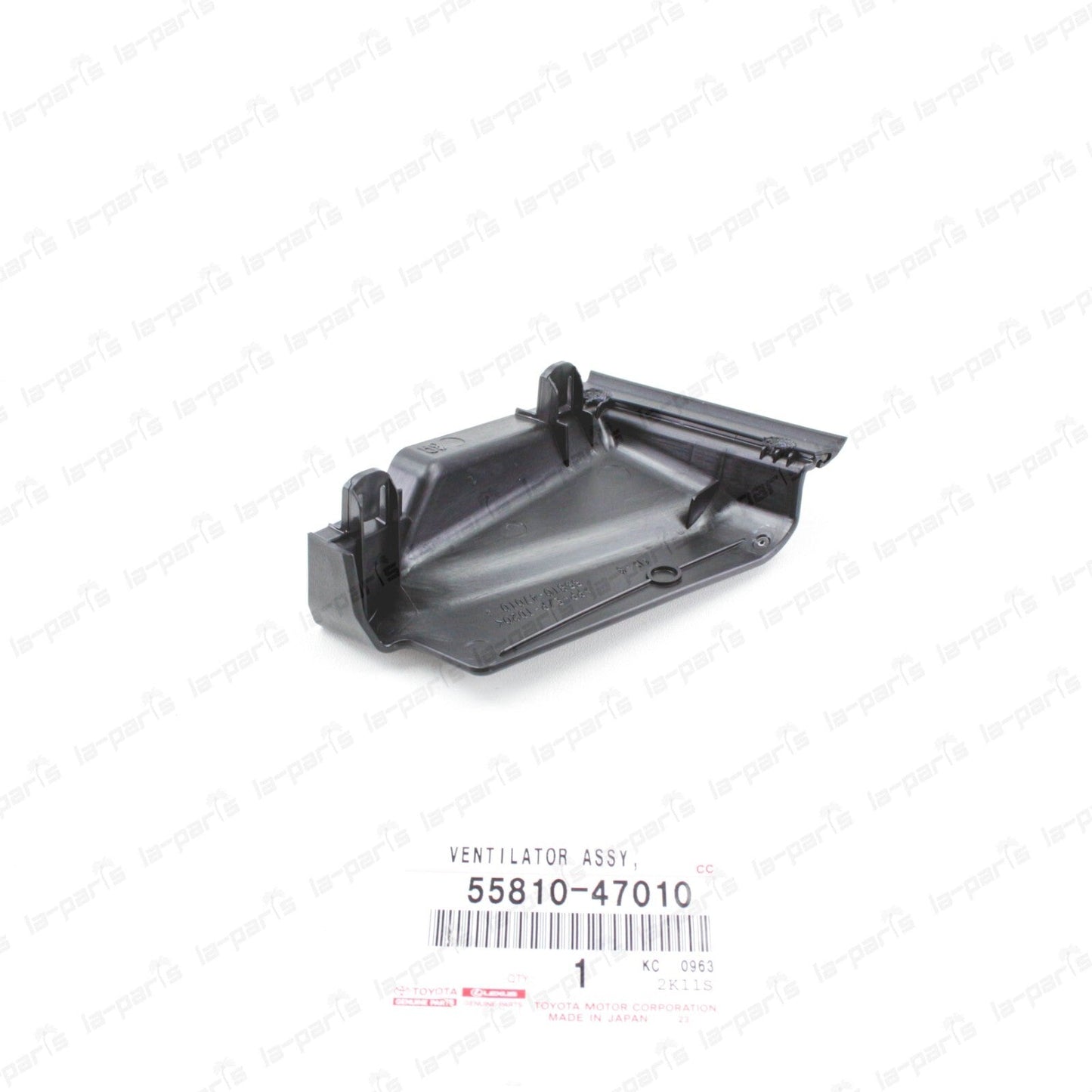 New Genuine Toyota 12-17 Prius V Passenger Side Cowl Cover Seal 55810-47010