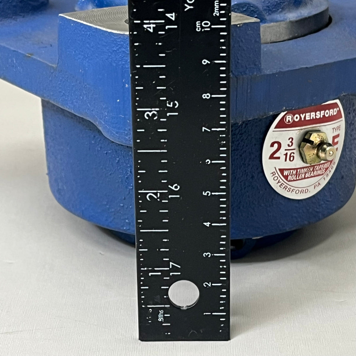 ROYERSFORD Type E Bearing 2 3/16 Square Flange 4-Bolt Tapered Rollers 20-05-0203