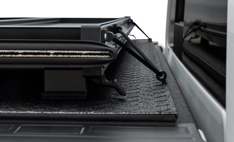 Access LOMAX Professional Series Tri-Fold Cover 17-19 Nissan Titan 5ft 6in Bed B0030019