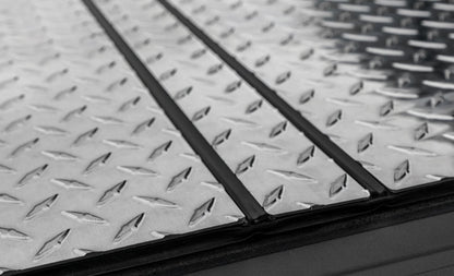 Access LOMAX Tri-Fold Cover 2022 Nissan Frontier w/ 5ft Bed - Diamond Plate B2030059