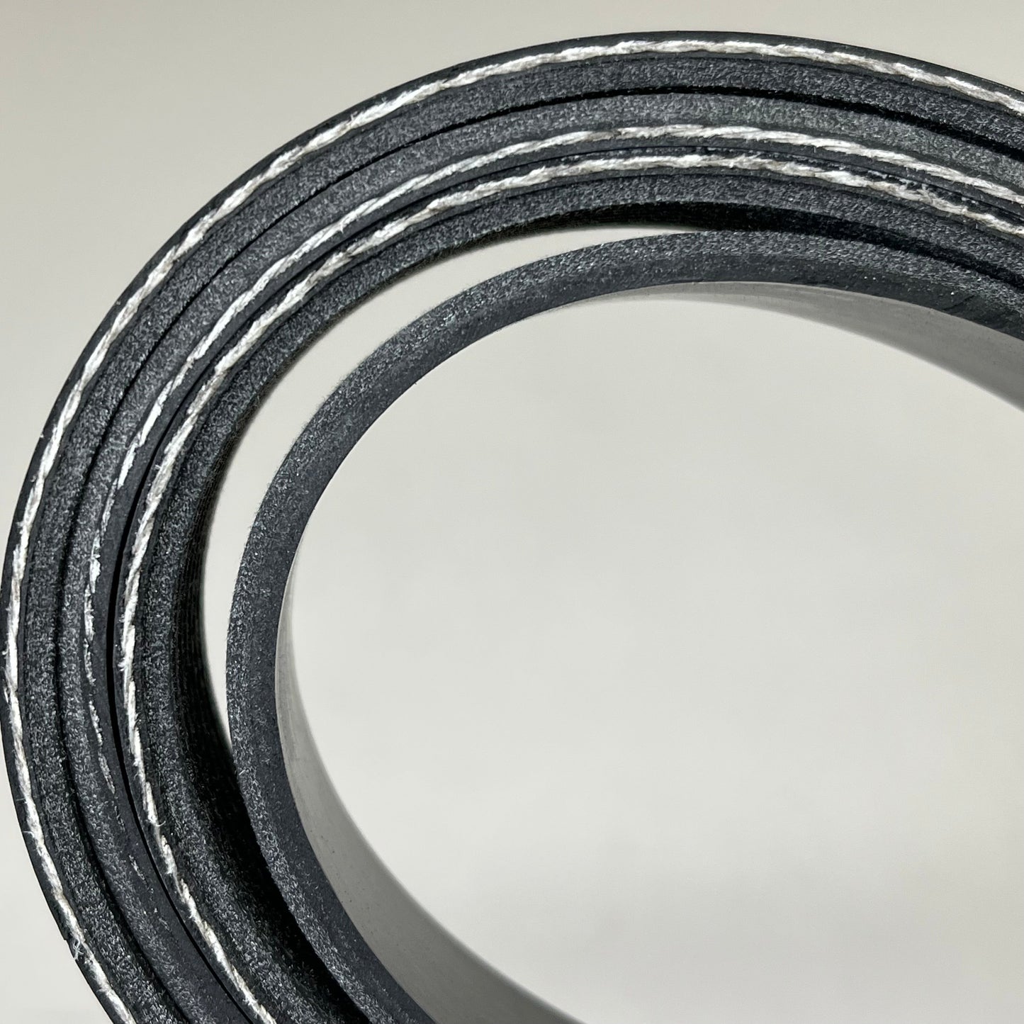 DAYCO Serpentine Belt 122.28" Effective Length Durable SPDM Black 5081223