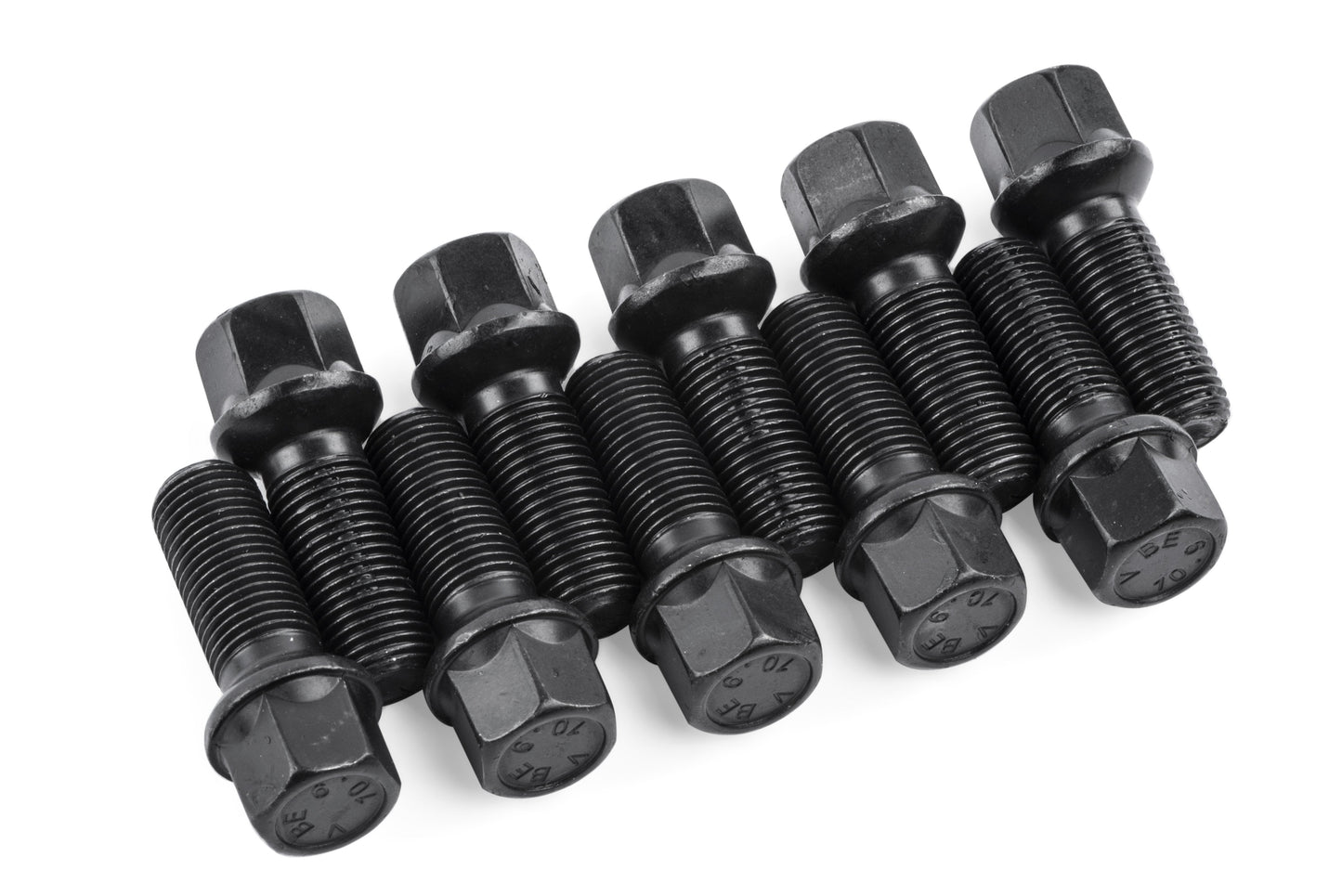 APR Wheel Spacer Kit With Lug Bolts - 15mm Thick - 66.5mm CB - 45mm Bolts