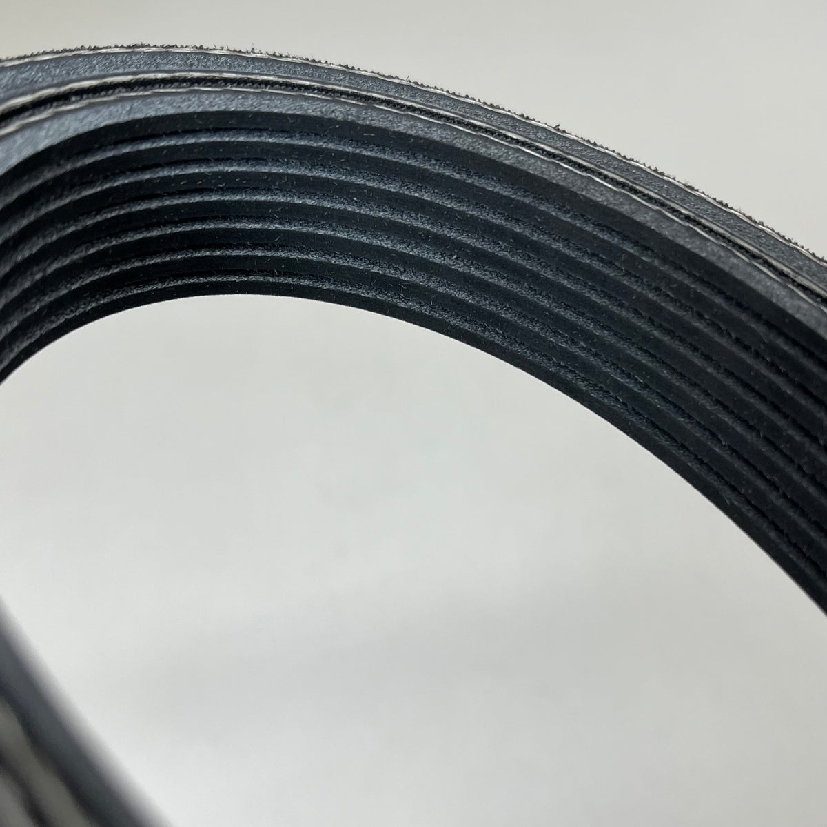 DAYCO Serpentine Belt Straight Rib Standard 	2471.42" Effective Length 5070973