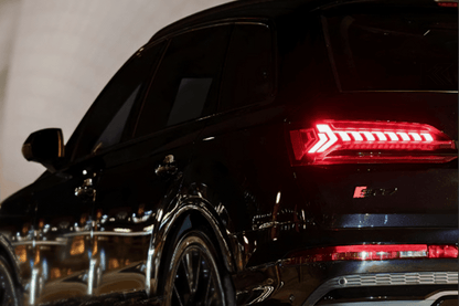 Audi 1st Gen Q7 Matrix LED Taillights (2006 - 2015)