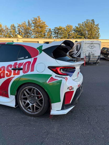 Mid Wing – Toyota Corolla Hatchback (E210, 2019-2025+)