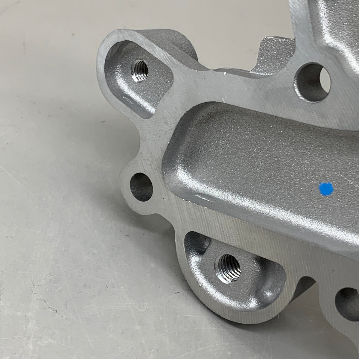 GMB Engine Water Pump for Suzuki/Pontiac/Geo/Chevrolet Vehicles 187412 165-1150