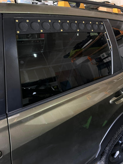 19-25 Forester Window Vents SK