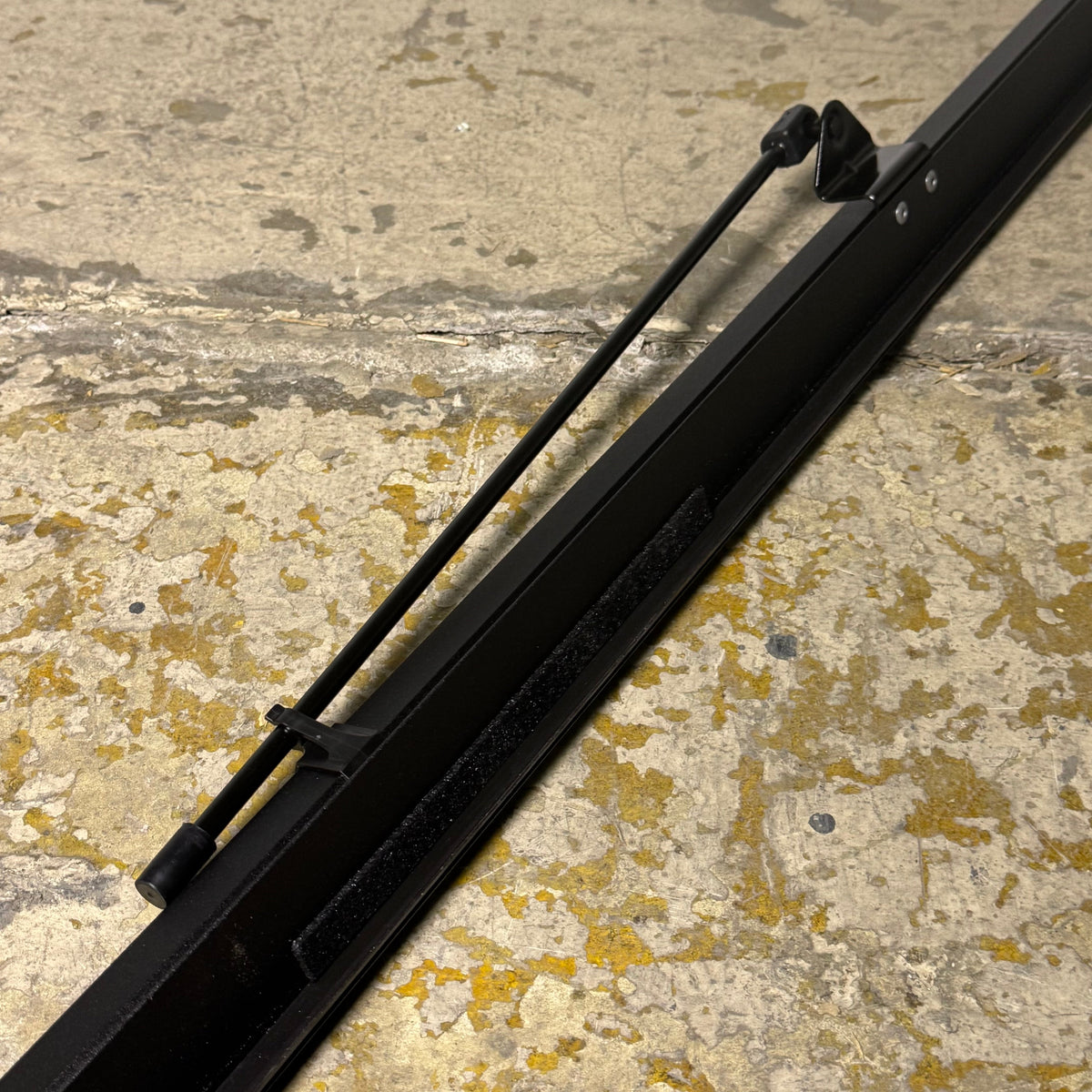 FORD Super Duty 8' Rails Only Black VPC3Z-99501A42-H-69