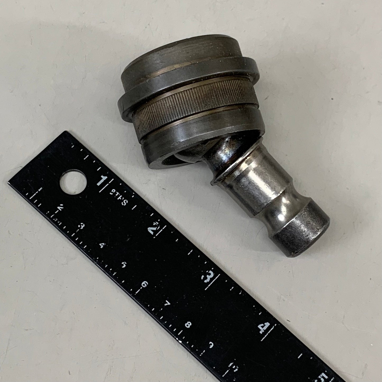 MOOG Front Lower Ball Joint for Chrysler, Dodge & Mitsubishi K7449