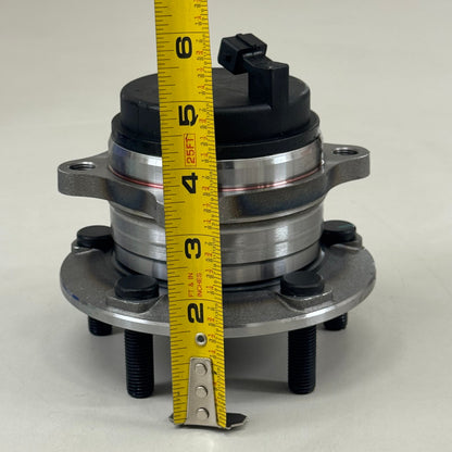 GSP Wheel Bearing & Hub Assembly Replacement Part For Kia & Hyundai 373326 (Distressed Packaging)