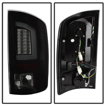 Spyder 02-06 Dodge Ram 1500 V3 Light Bar LED Tail Light - Blk Smoke (ALT-YD-DRAM02V3-LBLED-BSM) 5084125