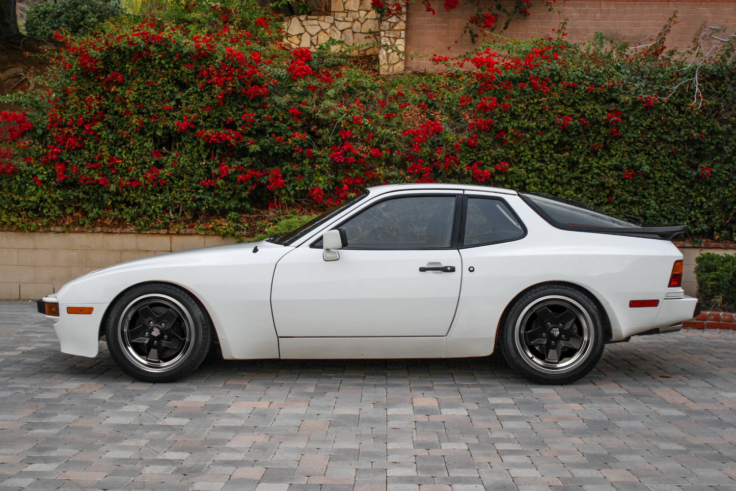 944 COOKIE CUTTER | Satin Black Machined Lip