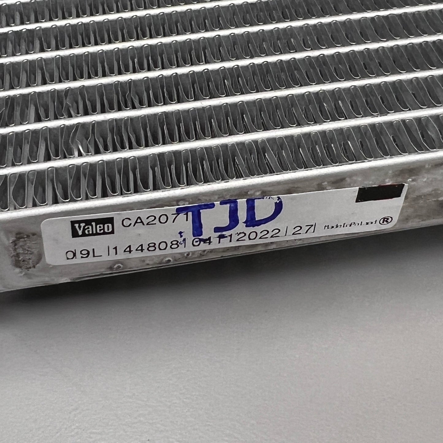 FORD Motorcraft YJ-686 1X A/C Condenser DV6Z-19712-E OEM (New)