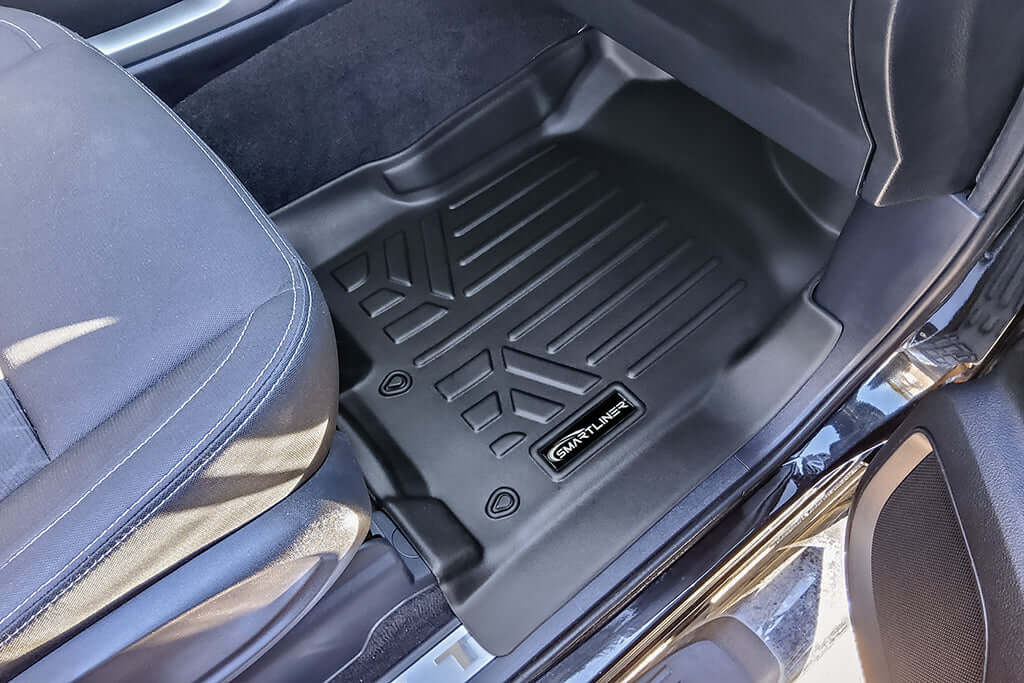 2017-2024 Nissan Titan Floor Liners | Crew Cab Models with 1st Row Bucket Seats and Carpeted Flooring| SMARTLINER