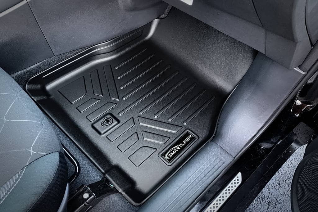 2018-2024 Nissan Kicks Floor Liners | SMARTLINER