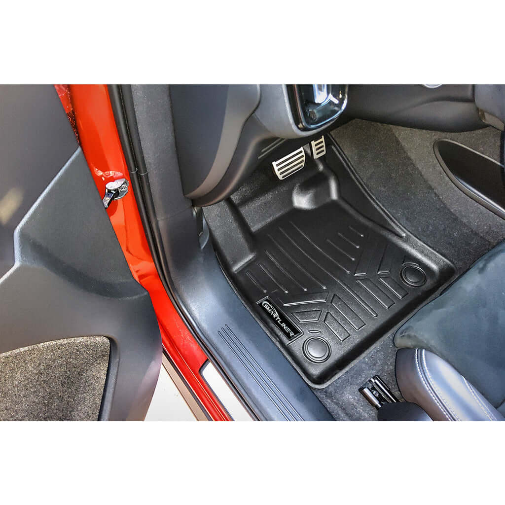 2021-2024 Volvo XC40 Recharge Floor Liners | SMARTLINER