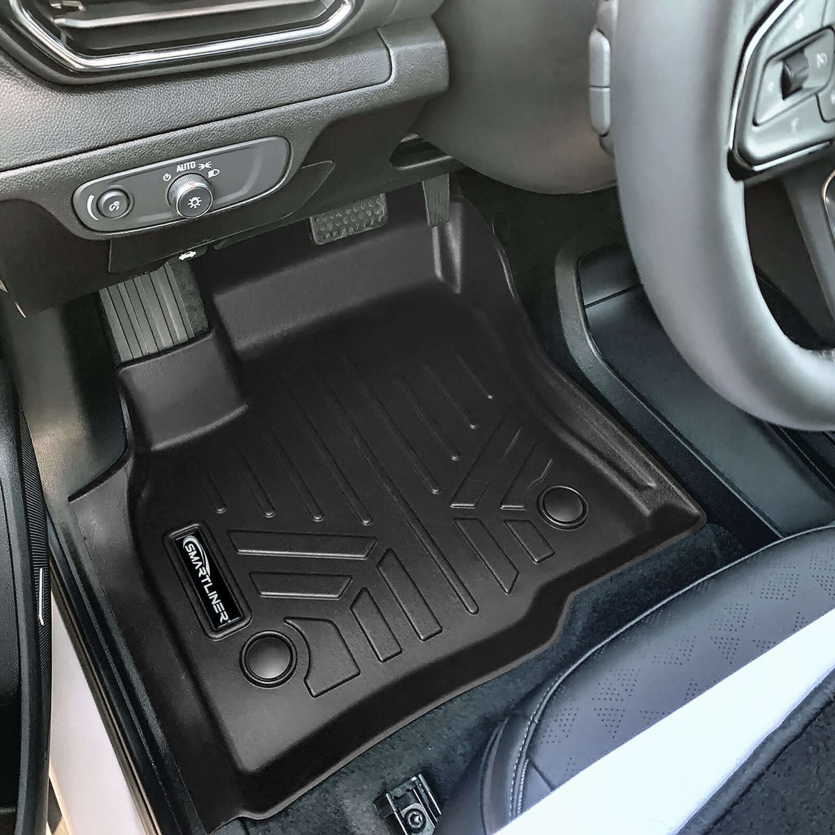 2022-2023 Chevrolet Bolt EUV Floor Liners | SMARTLINER