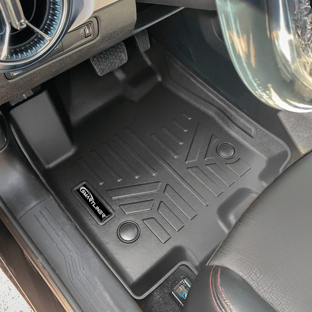 2024-2026 Chevrolet Equinox EV Floor Liners | SMARTLINER