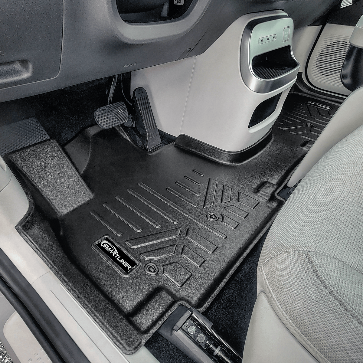 2026 Hyundai Ioniq 9 Floor Liners | SMARTLINER