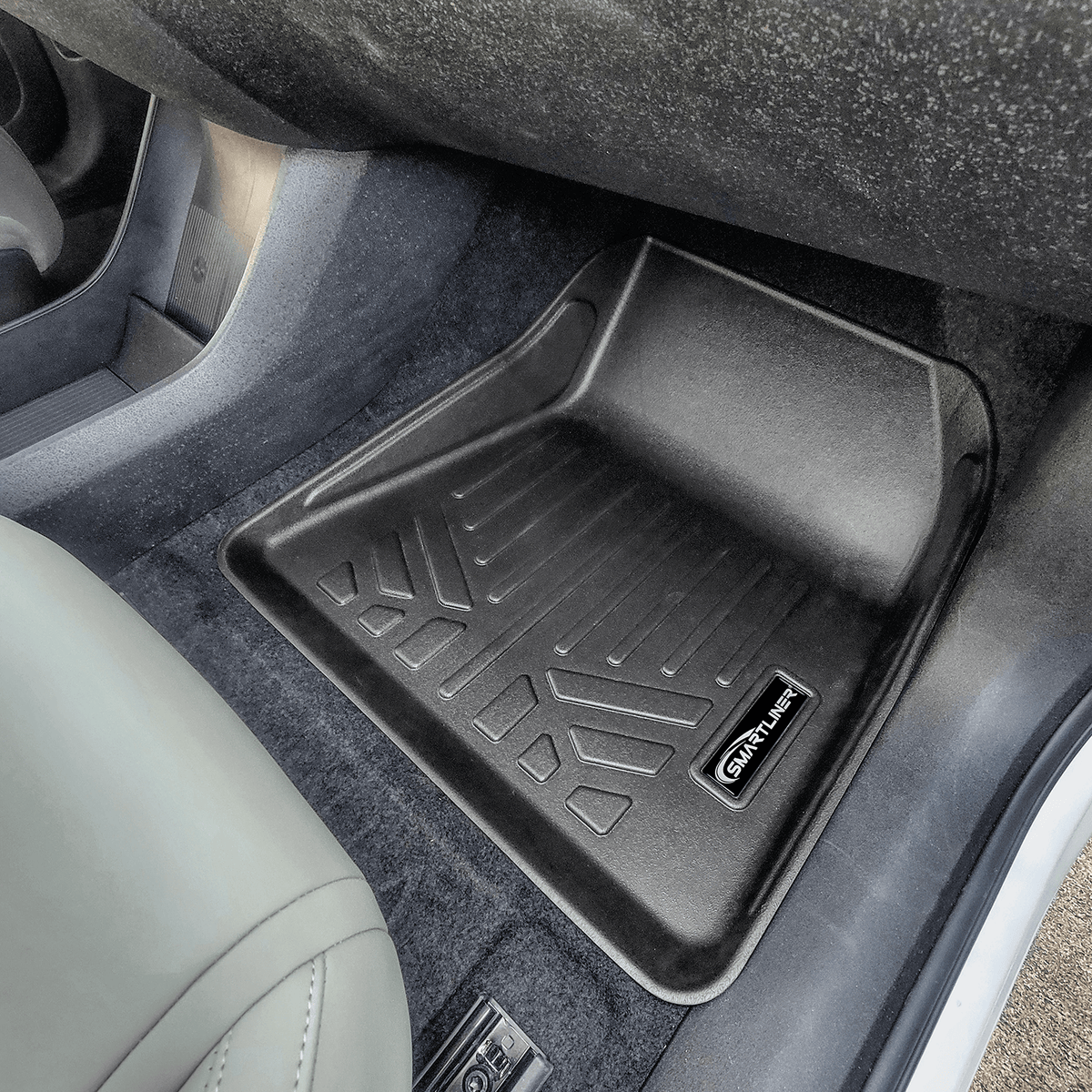 2025-2026 Volvo EX30 Floor Liners | SMARTLINER