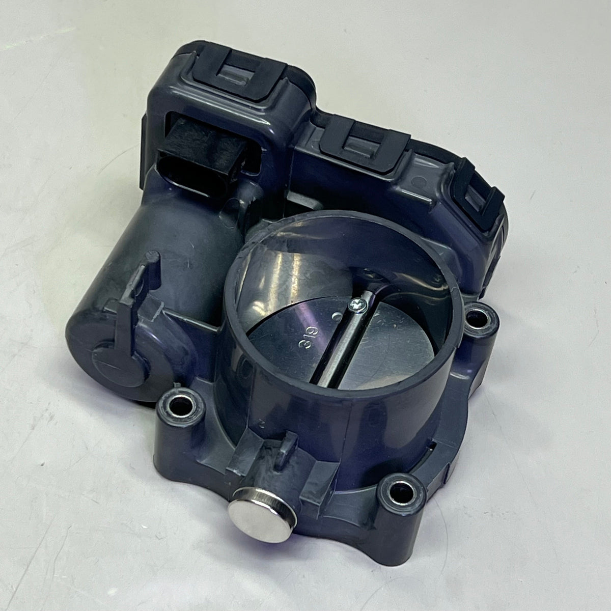 TECHSMART OE Fuel Injection Throttle Body Cast Iron & Plastic Material S20187