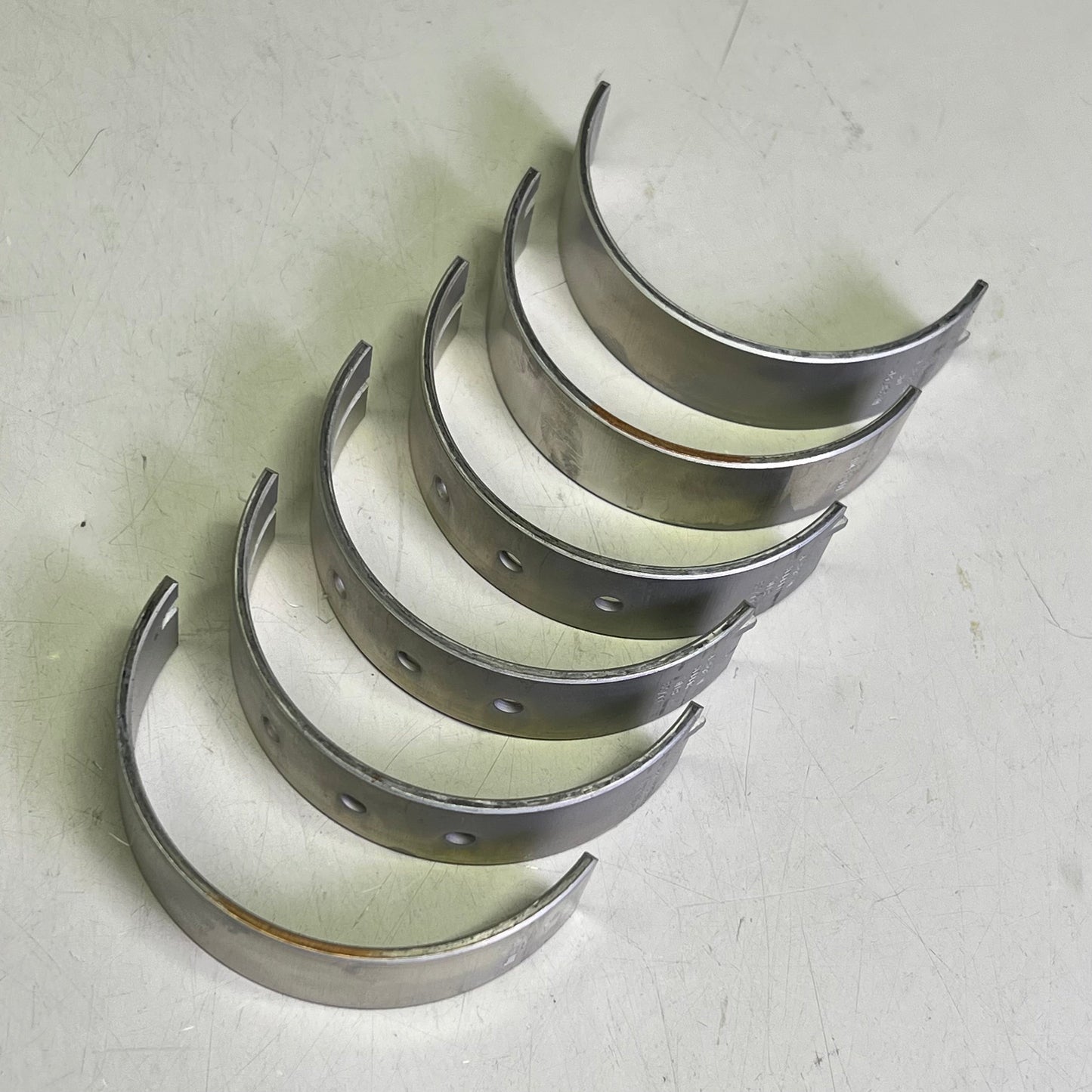 MAHLE Clevite High Performance P-Series Standard Main Bearing Set MS-2091P