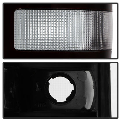 SPYDER Xtune Chevy Silverado 99-02 / GMC Sierra 99-03 OE Style Tail Lights OEM ALT-JH-CS99-OE-RAC 9027178