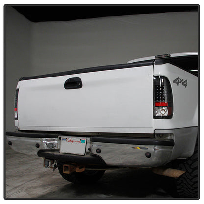 SPYDER Xtune Ford F150 Styleside 97-03 / F250/350/450/550 99-07 LED Tail Lights Black ALT-JH-FF15097-LED-BK 9027635