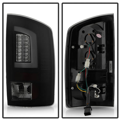 Spyder 02-06 Dodge Ram 1500 V3 Light Bar LED Tail Light - Blk Smoke (ALT-YD-DRAM02V3-LBLED-BSM) 5084125