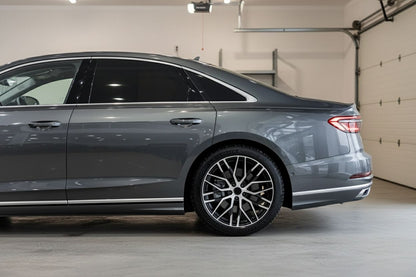 AU1 19X8.5 5X112 +42 66.6 Black Machined Face