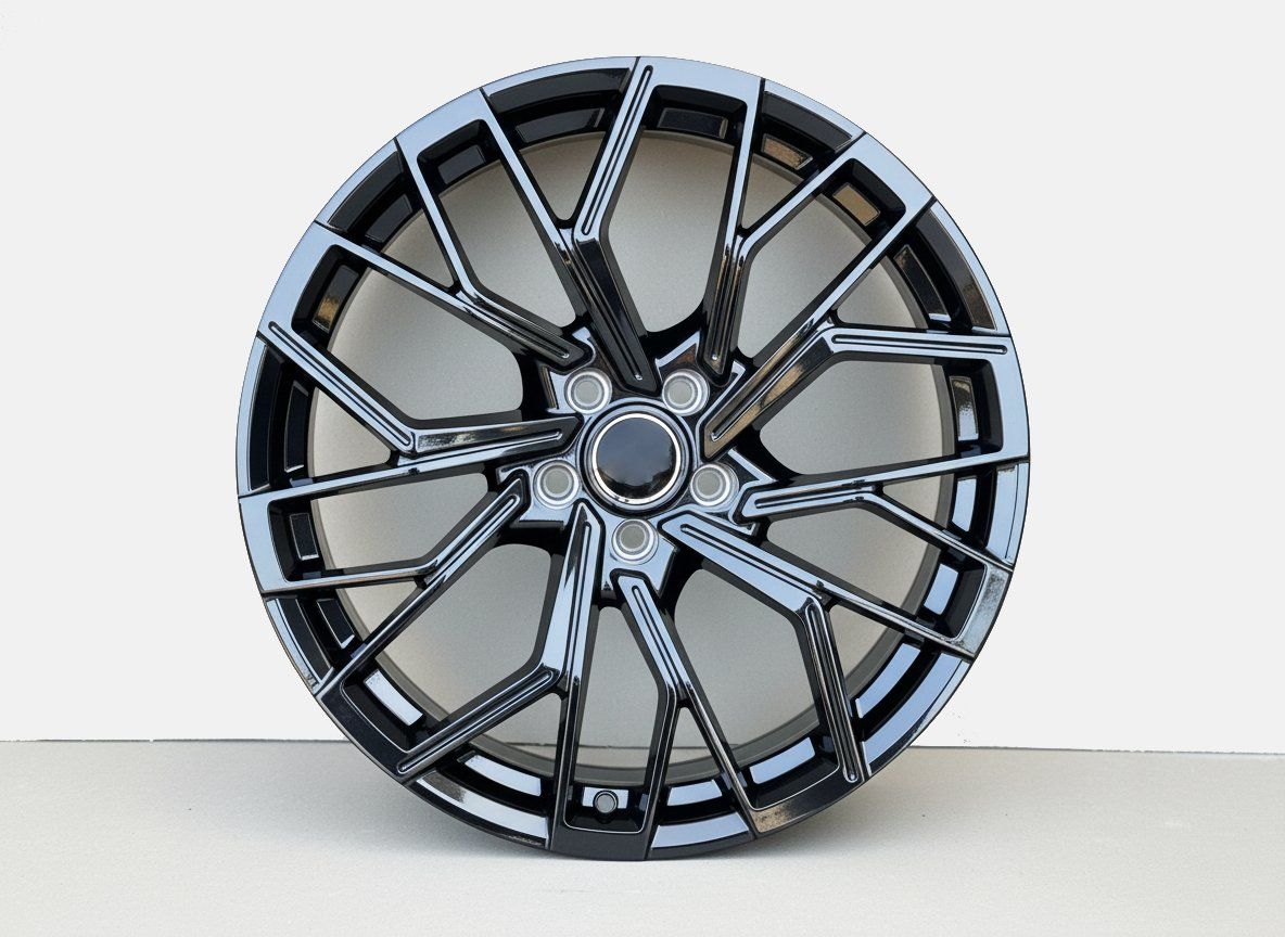 AU18 22x10 5x112 +26 66.6 Gloss Black