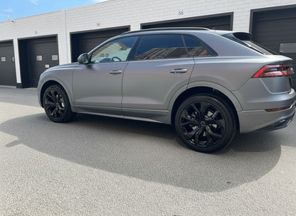 AU13 21x9.5 5x112 +26 66.6 GLOSS BLACK