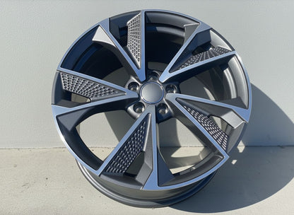 AU14 19x8.5 5x112 +42 66.6 Gunmetal Machined Face