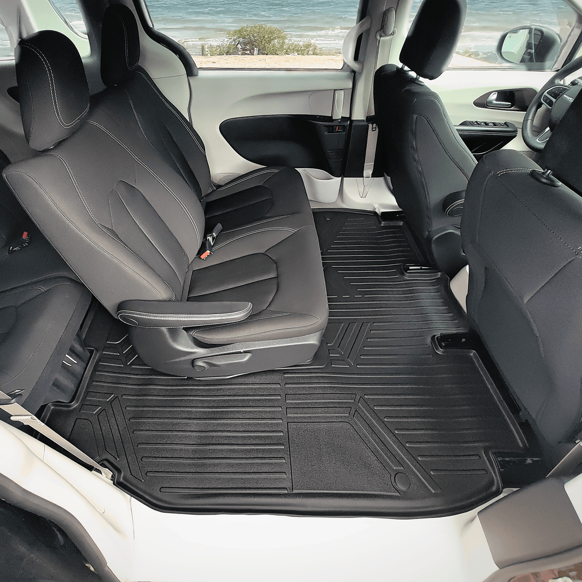 2017-2020 Chrysler Pacifica Floor Liners | 7 Passenger Models with 2nd Row "Deluxe Bench Seat" | SMARTLINER